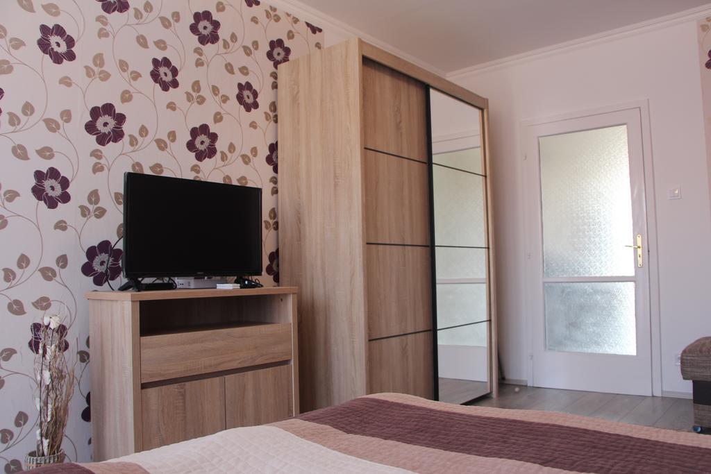 Verona Apartman Szeged Eksteriør bilde