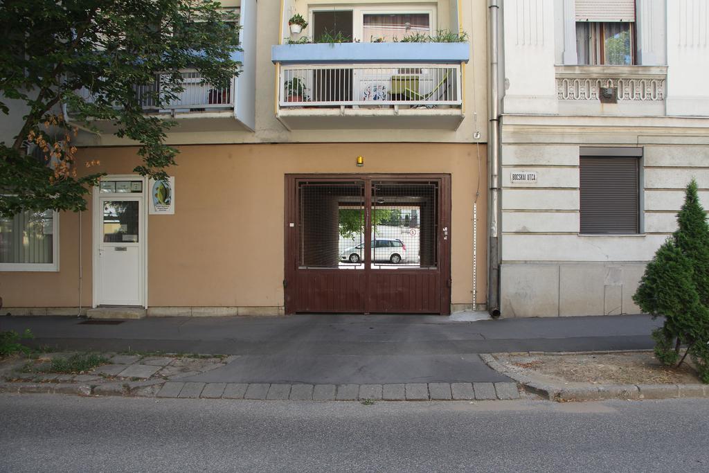 Verona Apartman Szeged Eksteriør bilde